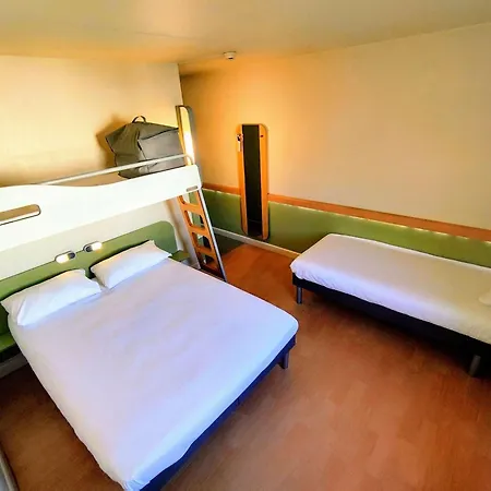 Hotel Ibis Budget Centre 2*