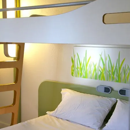 Ibis Budget Centre 2*